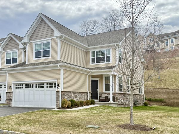 48 Winding Ridge, Unit 48, Danbury, CT 06810