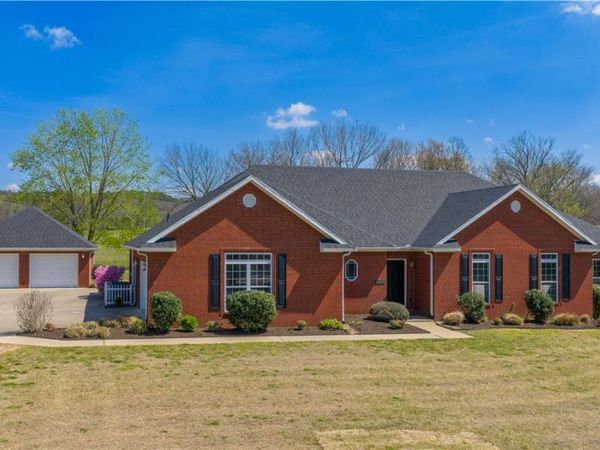 1008 Stockburger Avenue , West Fork, AR