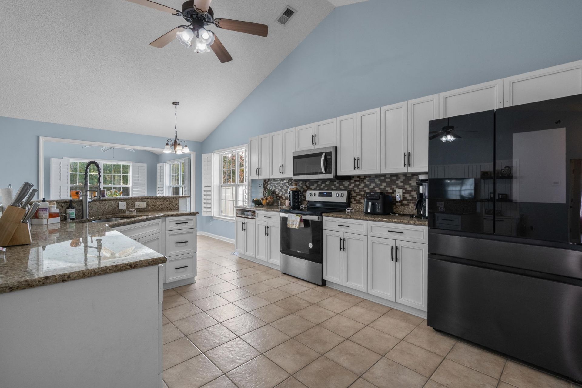 241 Bonnie Bridge Circle Photo 14