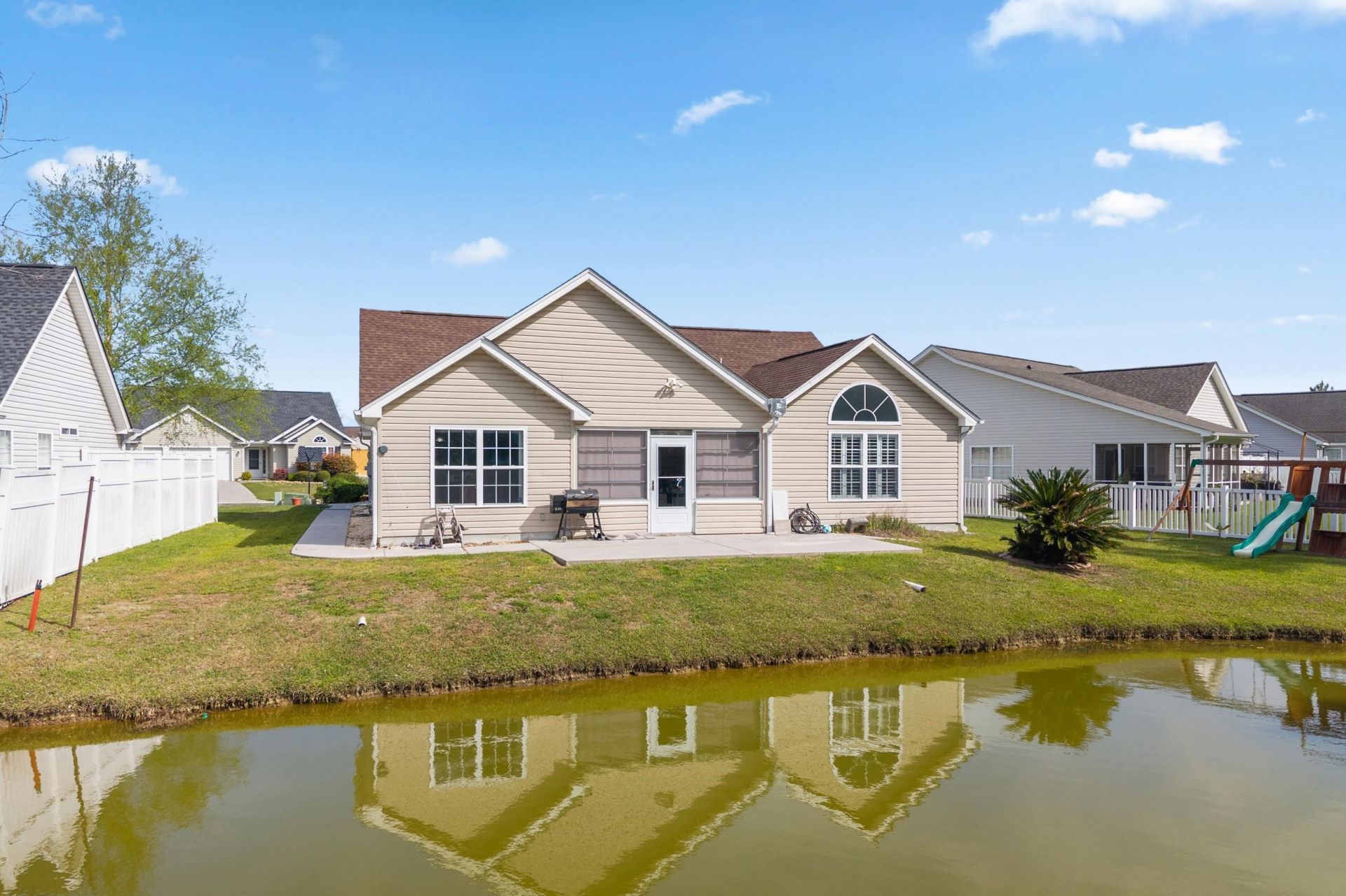 241 Bonnie Bridge Circle Photo 21