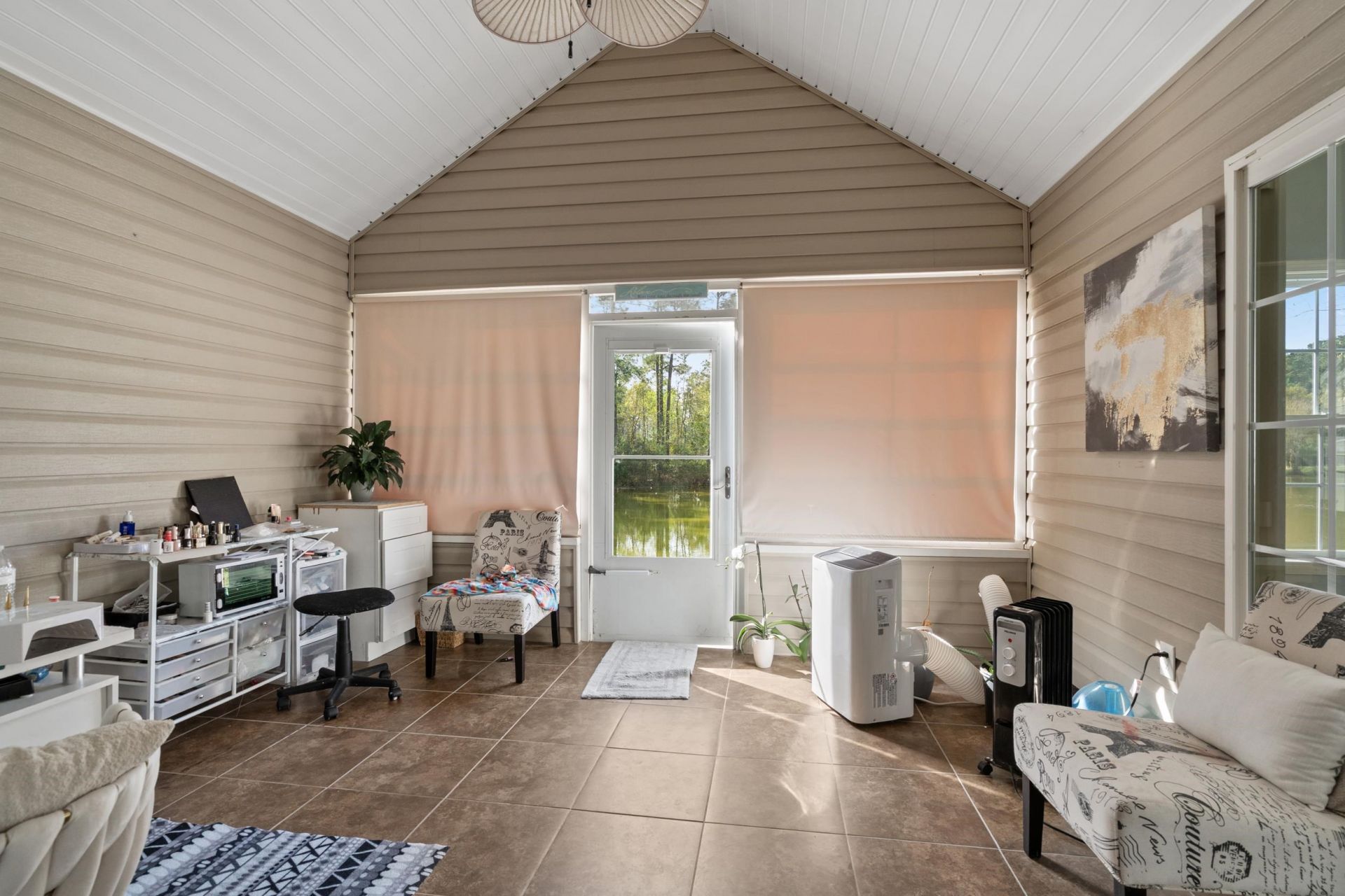 241 Bonnie Bridge Circle Photo 26