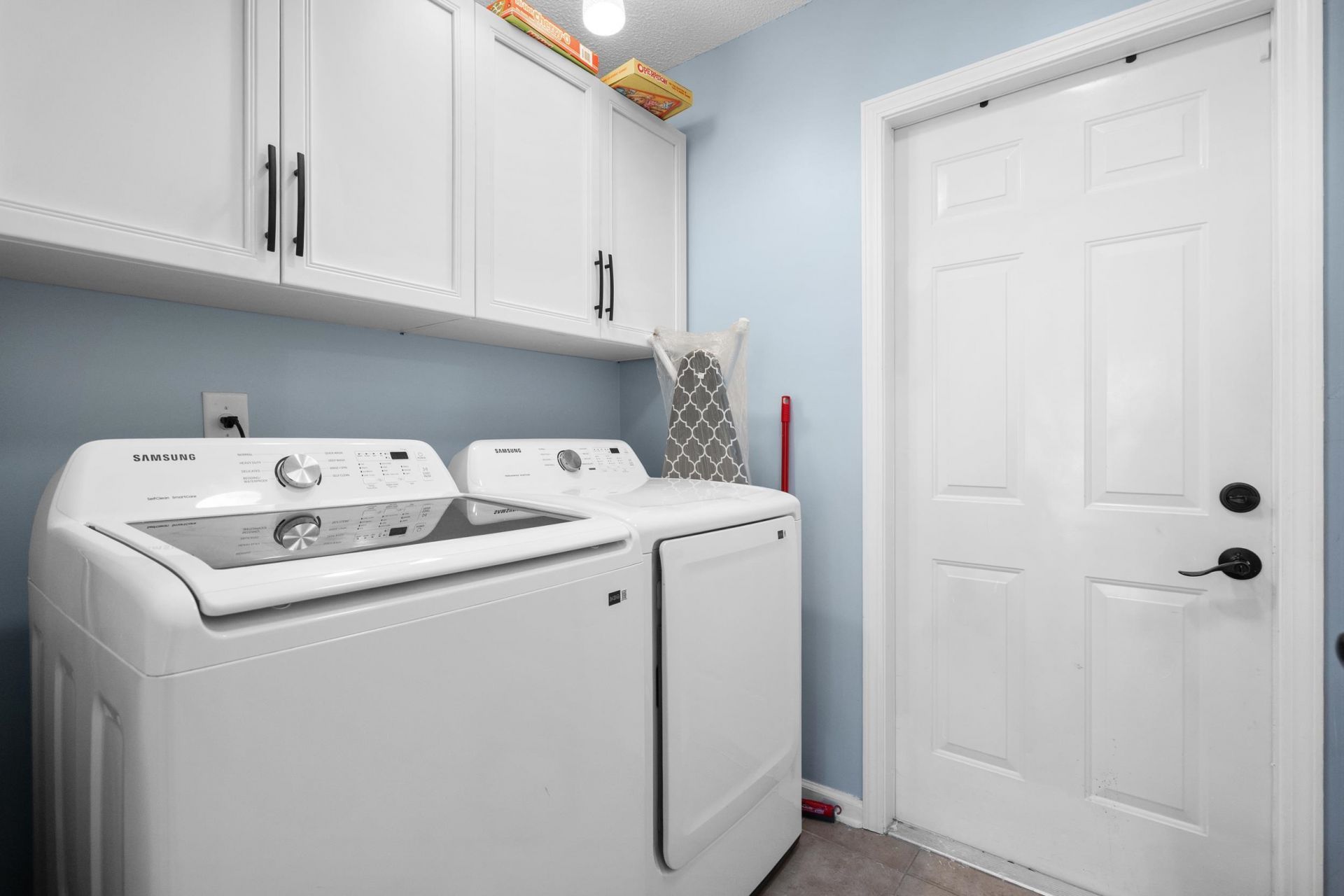 241 Bonnie Bridge Circle Photo 30