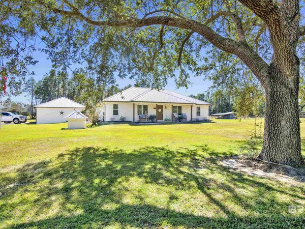 29880 Archie Road, Elberta, AL 36530