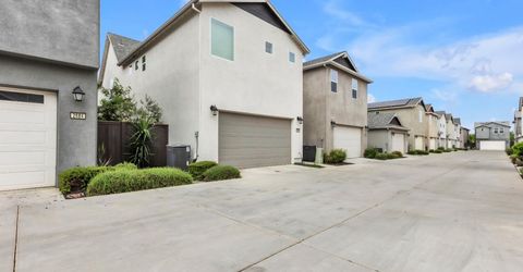 2692 Bathford St, Sacramento, CA 95833 Photo