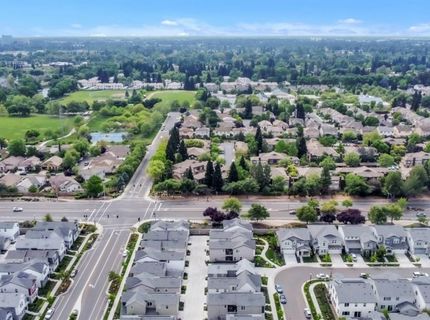 2692 Bathford St, Sacramento, CA 95833 Photo