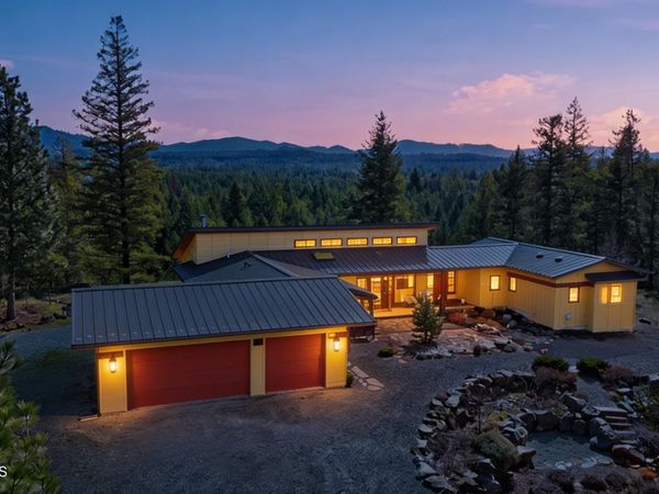 19712 N Cottagewood LN, Rathdrum, ID 83858