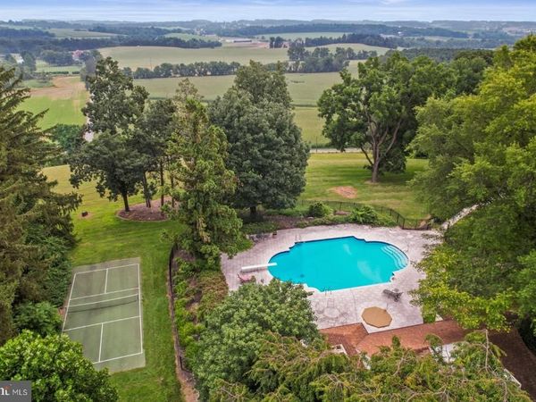 6759 E MOULSTOWN ROAD, HANOVER, PA 17331