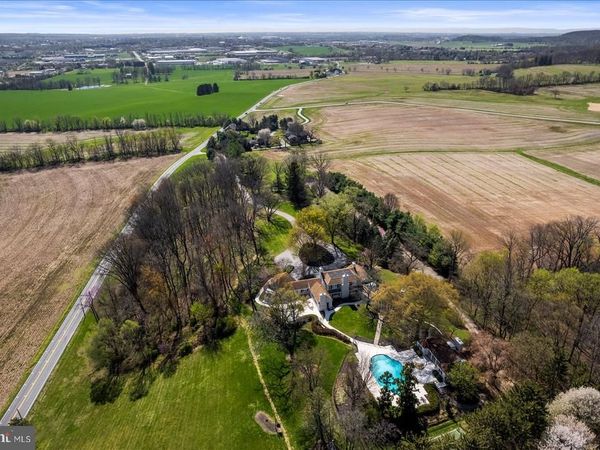 6759 E MOULSTOWN ROAD, HANOVER, PA 17331