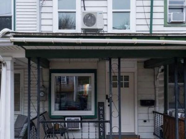 306 PORT CLINTON AVENUE, HAMBURG, PA 19526