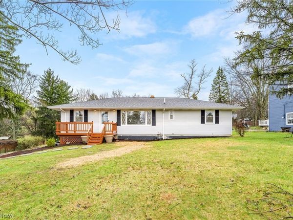 1497 W Sprague Road , Broadview Heights, OH 44147