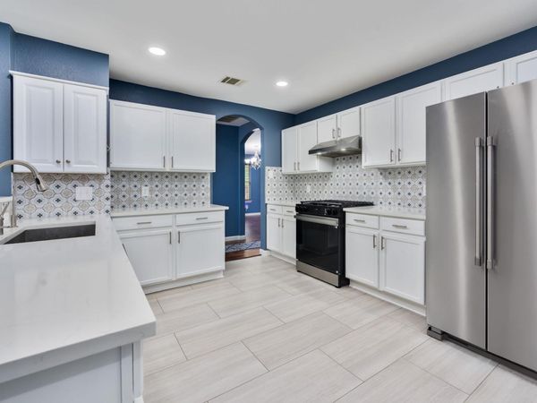 207 Presidio DR, Leander, TX 78641