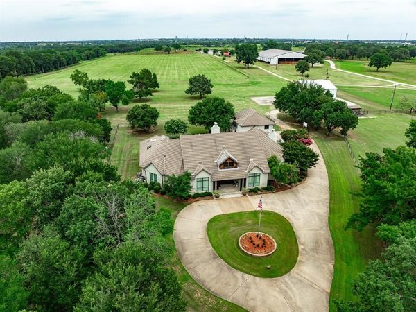 3800 Historic Lane , Cross Roads, TX 76227