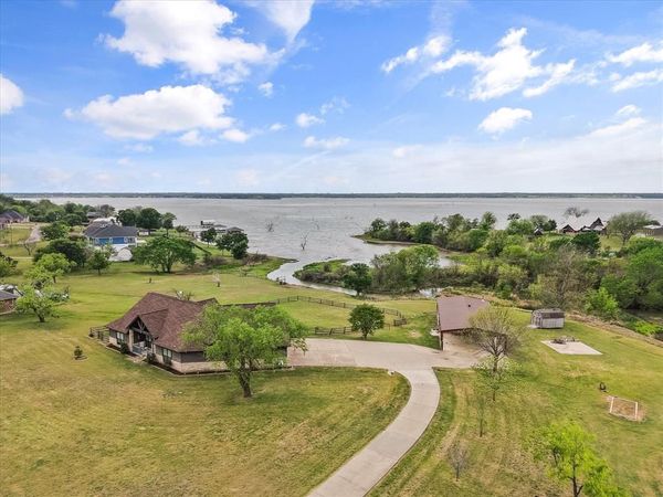 142 Pearl Valley Drive, Kerens, TX 75144