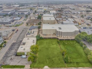 2728 Weisenberger Street, Fort Worth, TX 76107