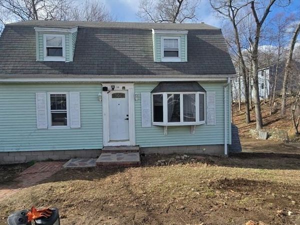 10 Oakhurst Ter, North Reading, MA 01864