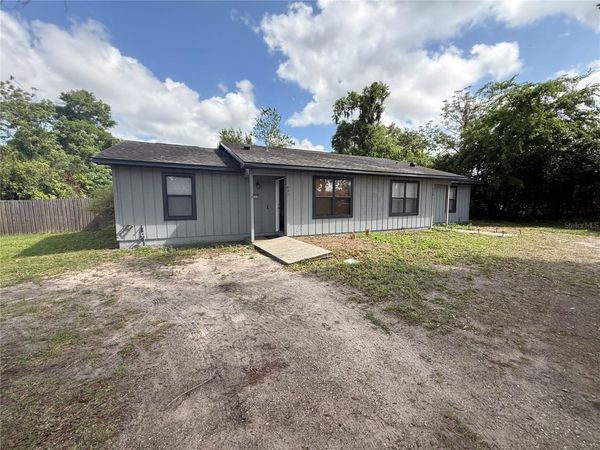 939 HUGHEY STREET, APOPKA, FL 32703