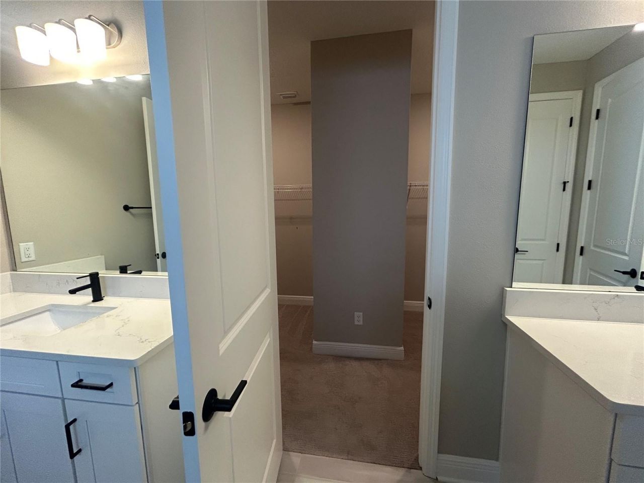 16905 Sweetwater Village Drive, Bradenton, FL 34211 Photo