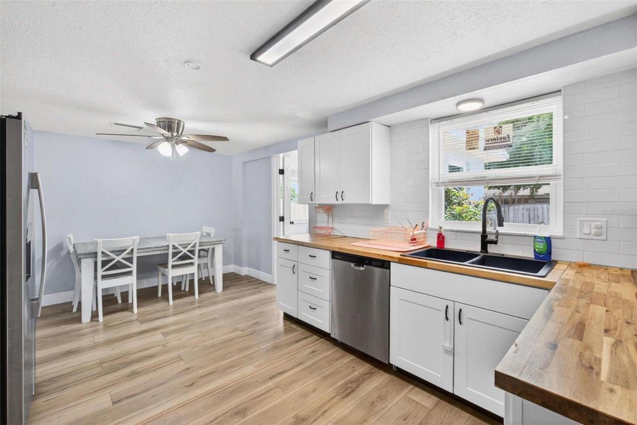 5346 Riddle Road, Holiday, FL 34690 Photo