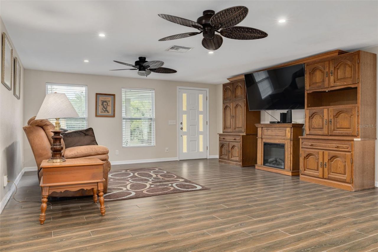 9720 Delray Drive, New Port Richey, FL 34654 Photo