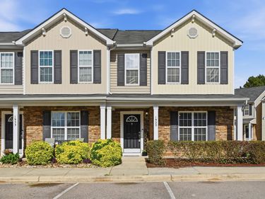 1925 Grassy Banks Drive, Raleigh, NC 27610