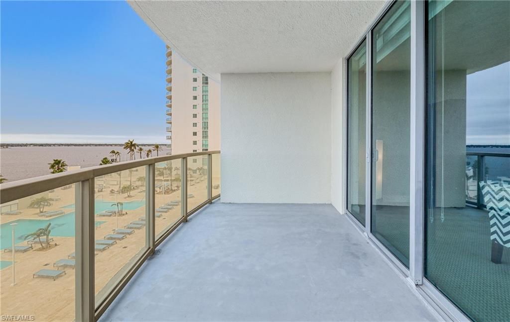 3000 Oasis Grand Blvd, Unit 701, Fort Myers, FL 33916 Photo