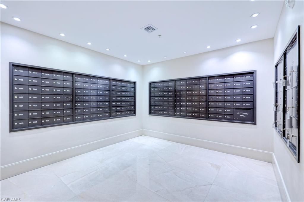 3000 Oasis Grand Blvd, Unit 701, Fort Myers, FL 33916 Photo