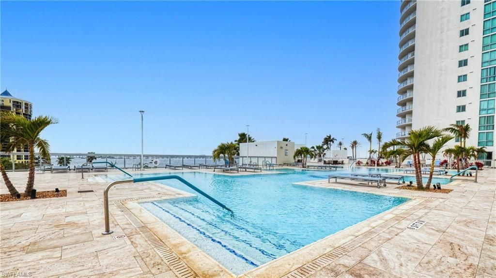 3000 Oasis Grand Blvd, Unit 701, Fort Myers, FL 33916 Photo