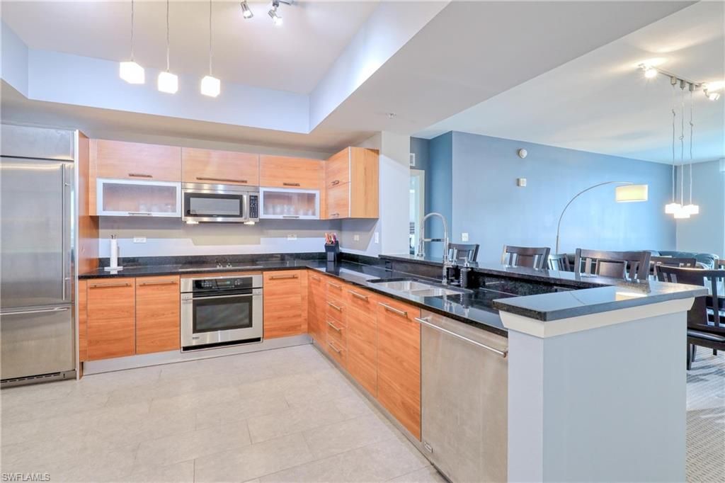 3000 Oasis Grand Blvd, Unit 701, Fort Myers, FL 33916 Photo