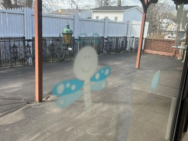 125 W Hoffman Avenue, Lindenhurst, NY 11757