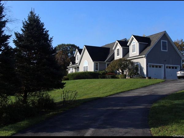 12 Neveles Pride Court , Pine Bush, NY 12566