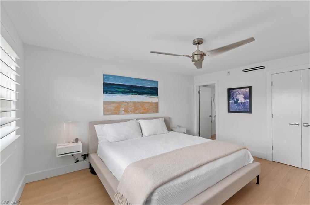 568 12th Ave S, Unit 568, Naples, FL 34102 Photo