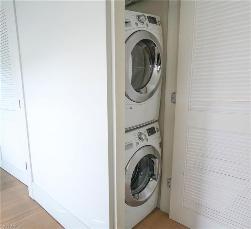 568 12th Ave S, Unit 568, Naples, FL 34102 Photo