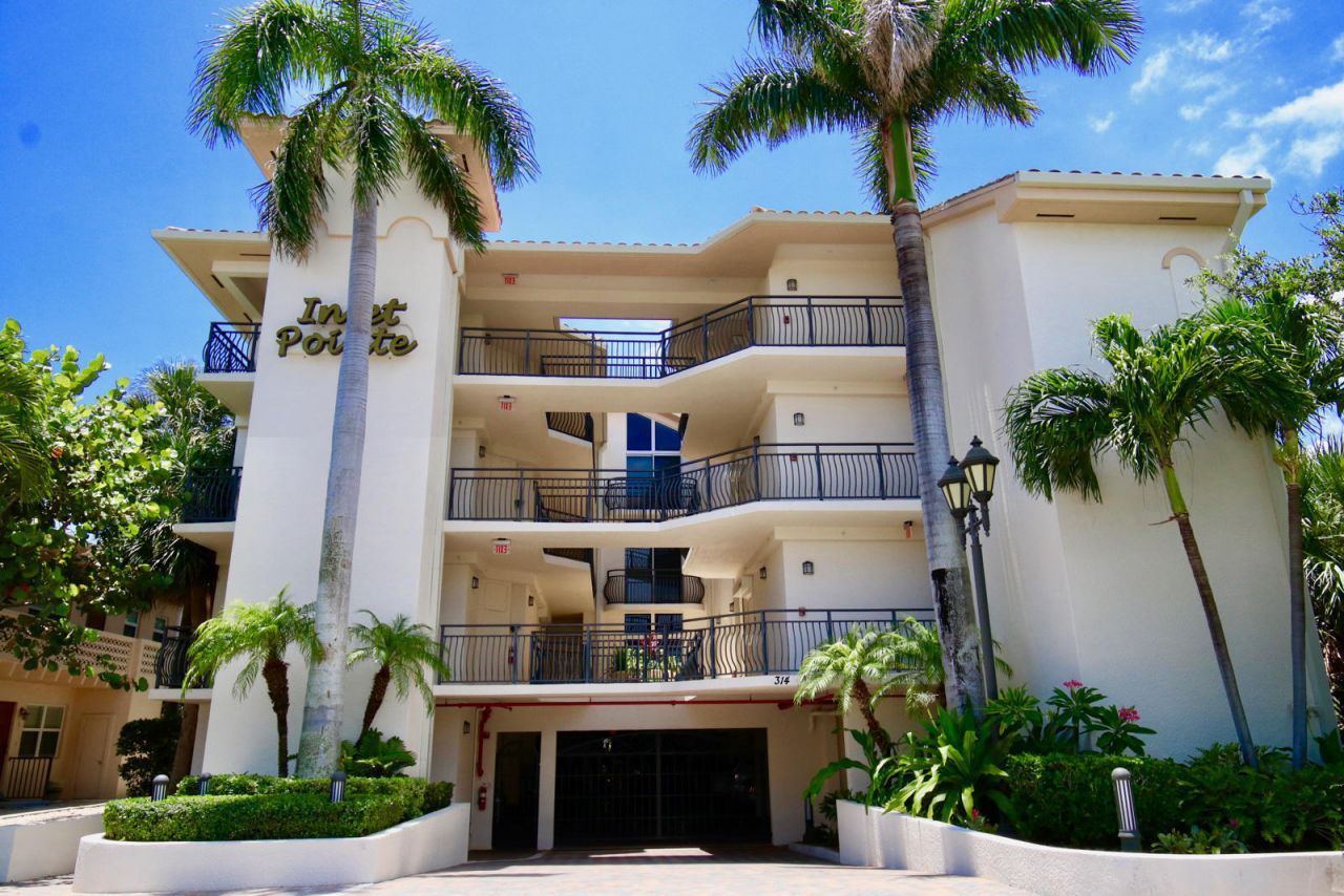 314 Inlet Way, Unit 303, Palm Beach Shores, FL 33404 Photo