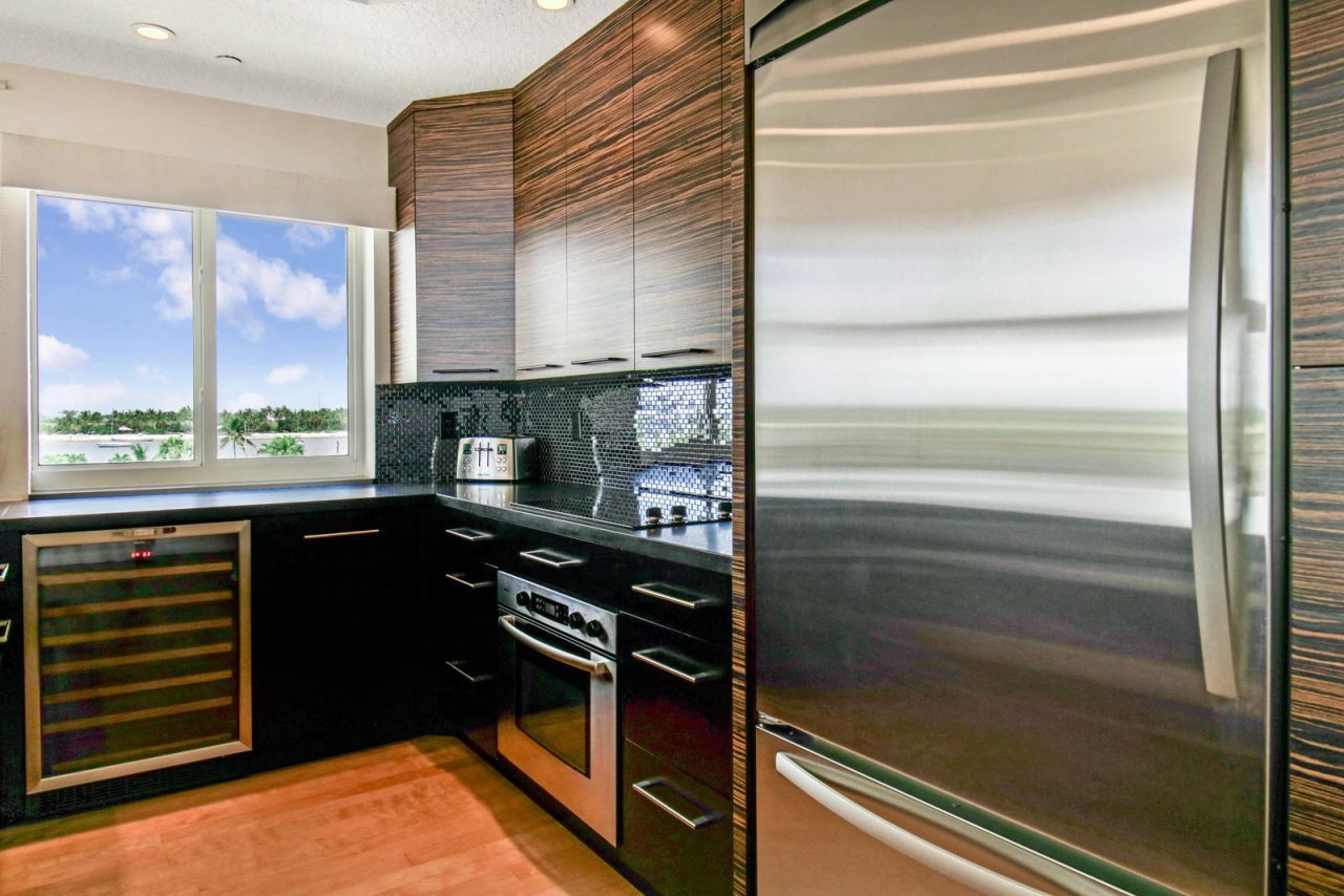 314 Inlet Way, Unit 303, Palm Beach Shores, FL 33404 Photo