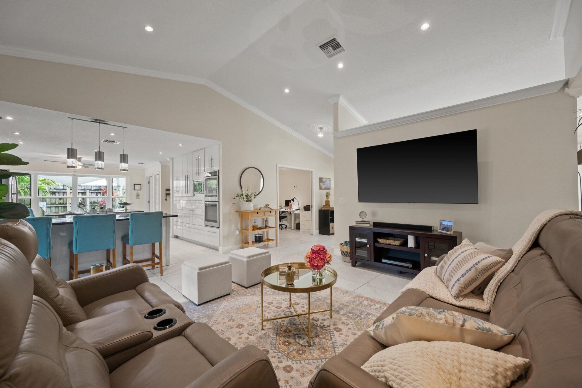 1064 Raintree Lane, Wellington, FL 33414 Photo