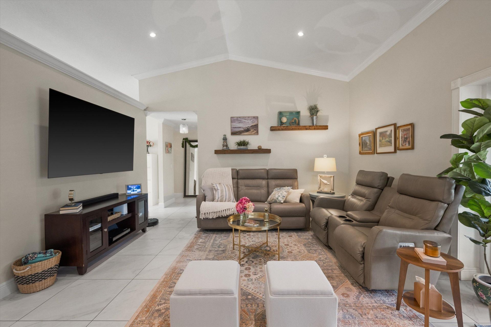 1064 Raintree Lane, Wellington, FL 33414 Photo