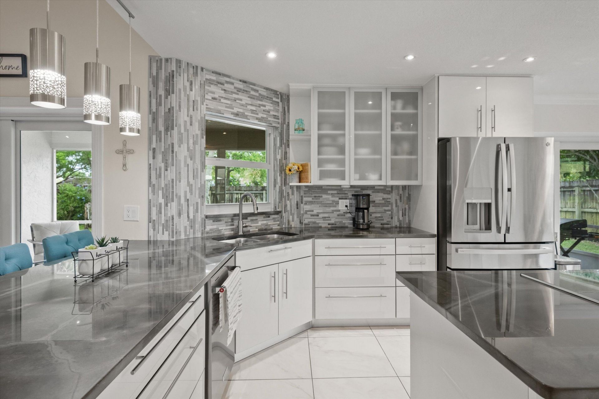 1064 Raintree Lane, Wellington, FL 33414 Photo