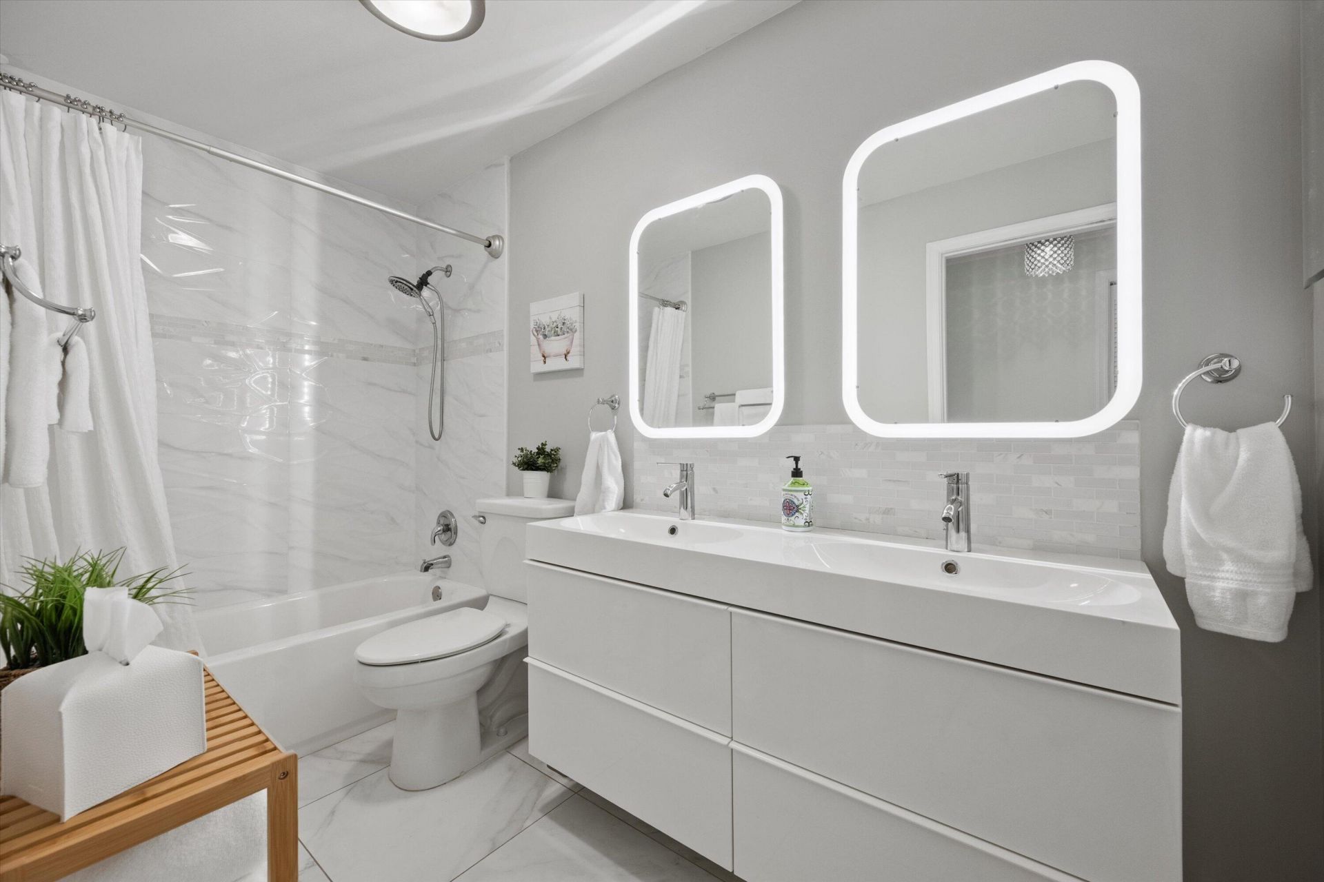 1064 Raintree Lane, Wellington, FL 33414 Photo