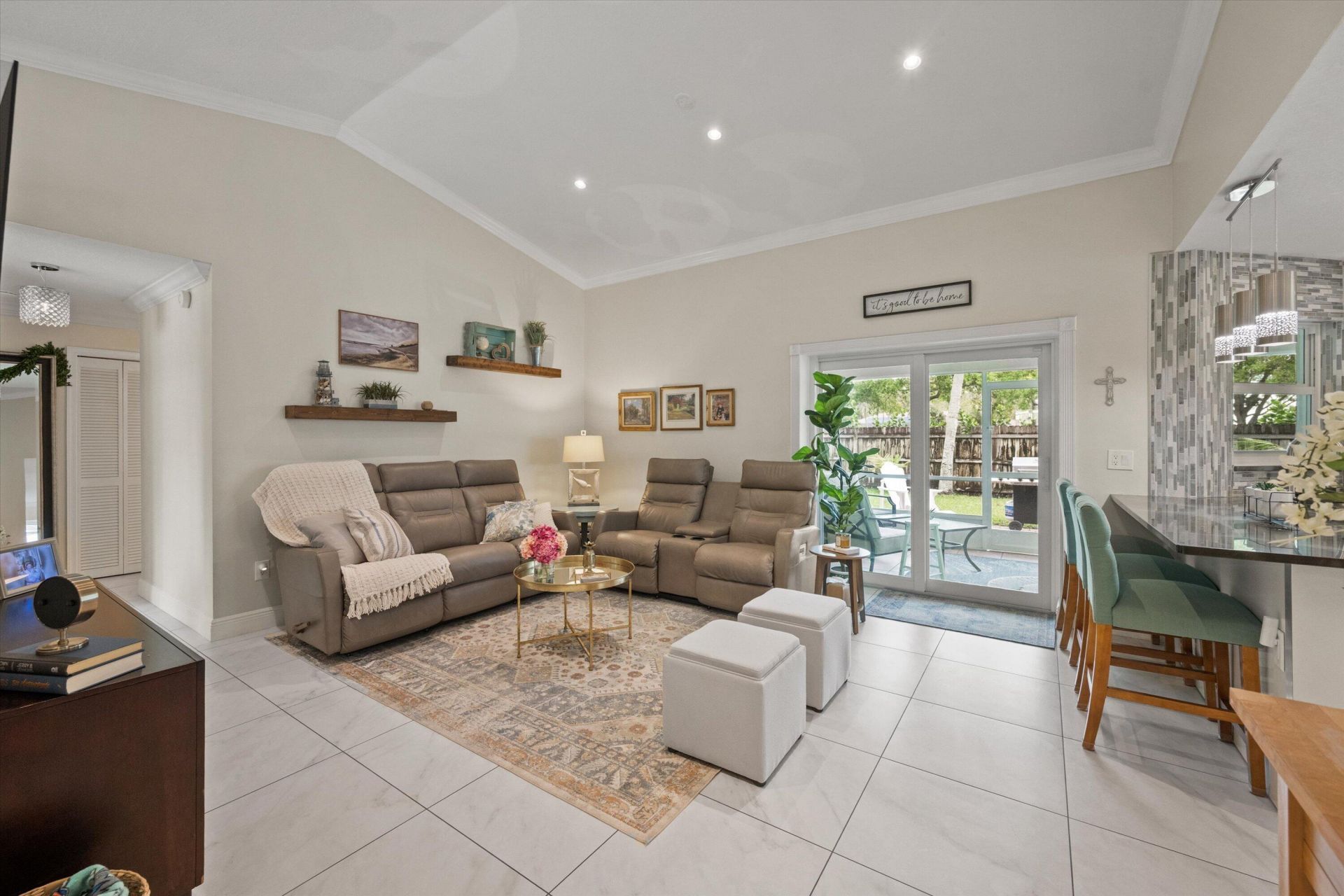 1064 Raintree Lane, Wellington, FL 33414 Photo