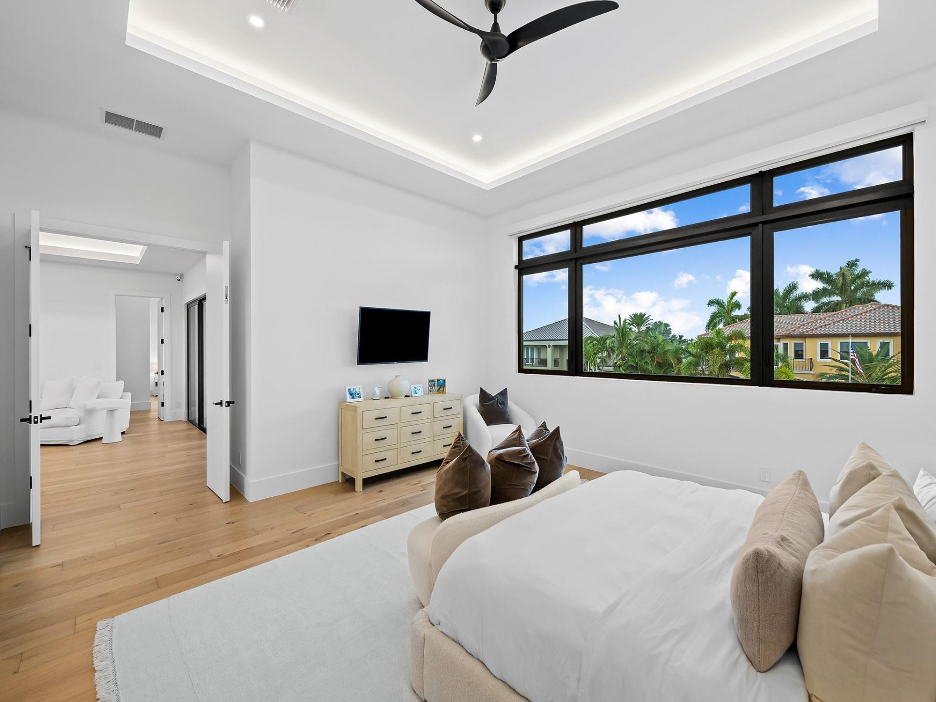 2420 NE 48th Street, Lighthouse Point, FL 33064 Photo