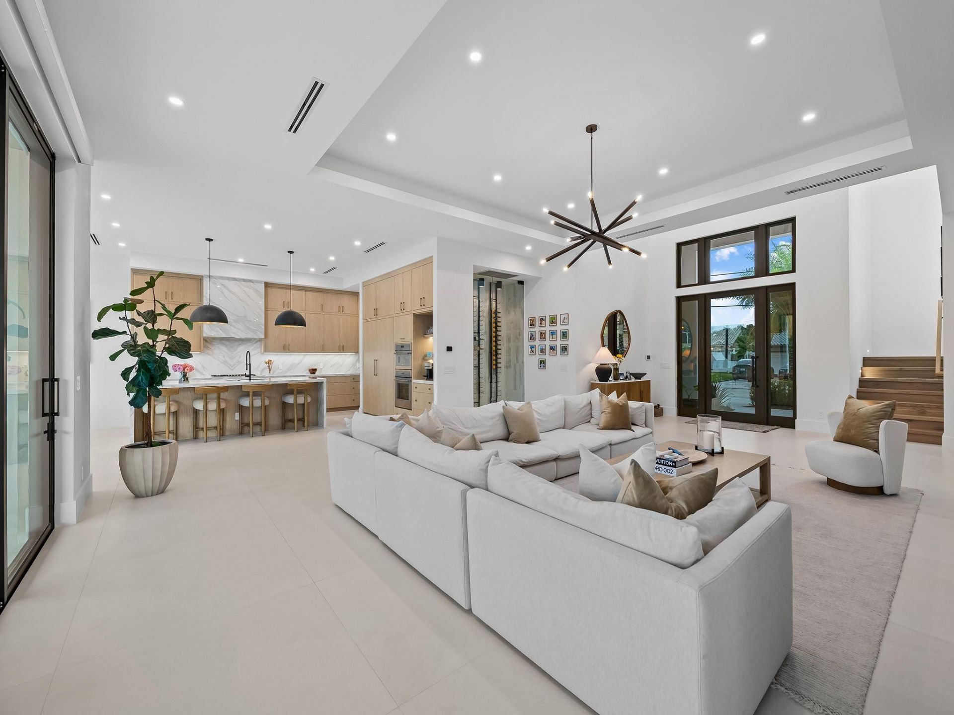 2420 NE 48th Street, Lighthouse Point, FL 33064 Photo