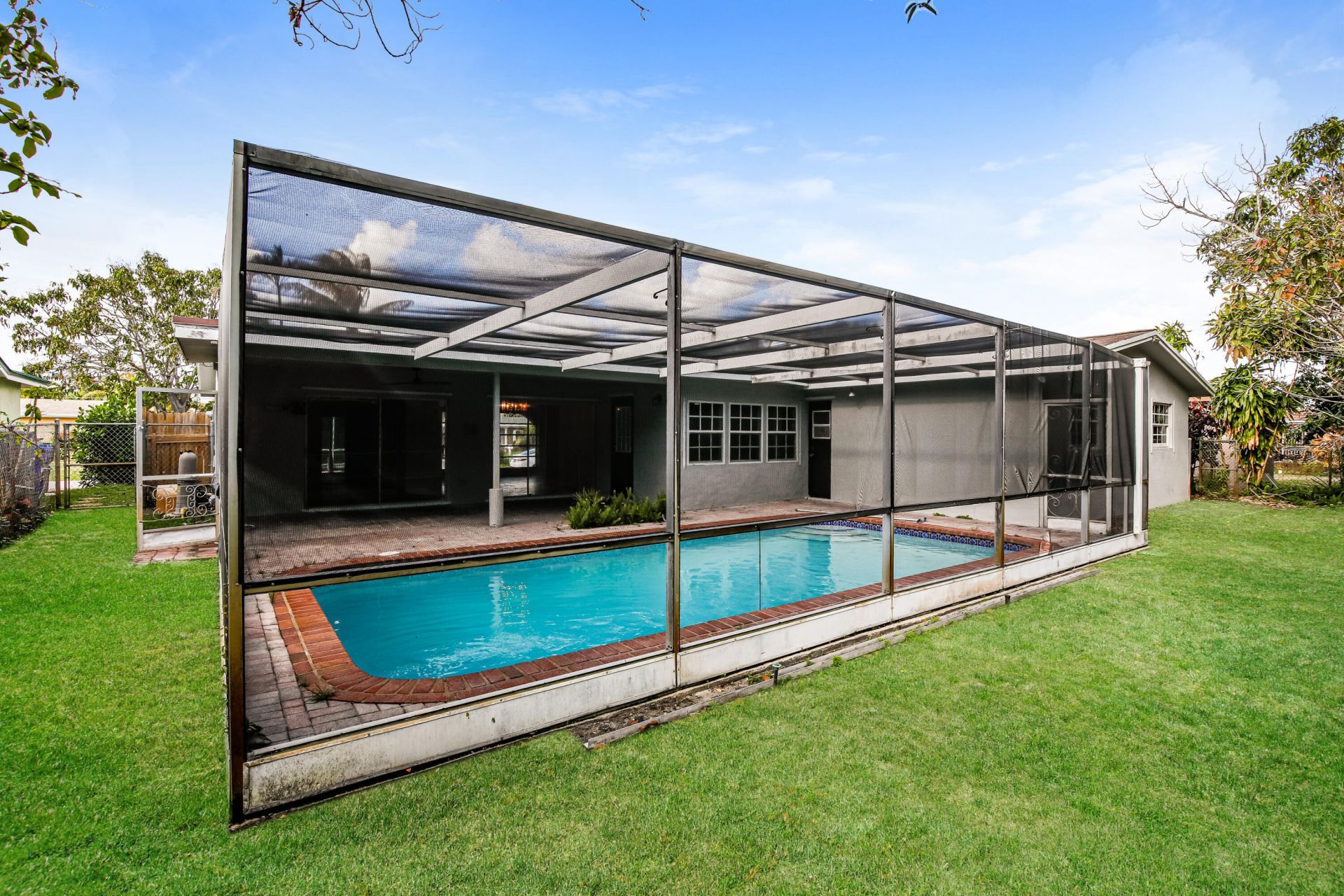 8460 Southampton Drive, Miramar, FL 33025 Photo