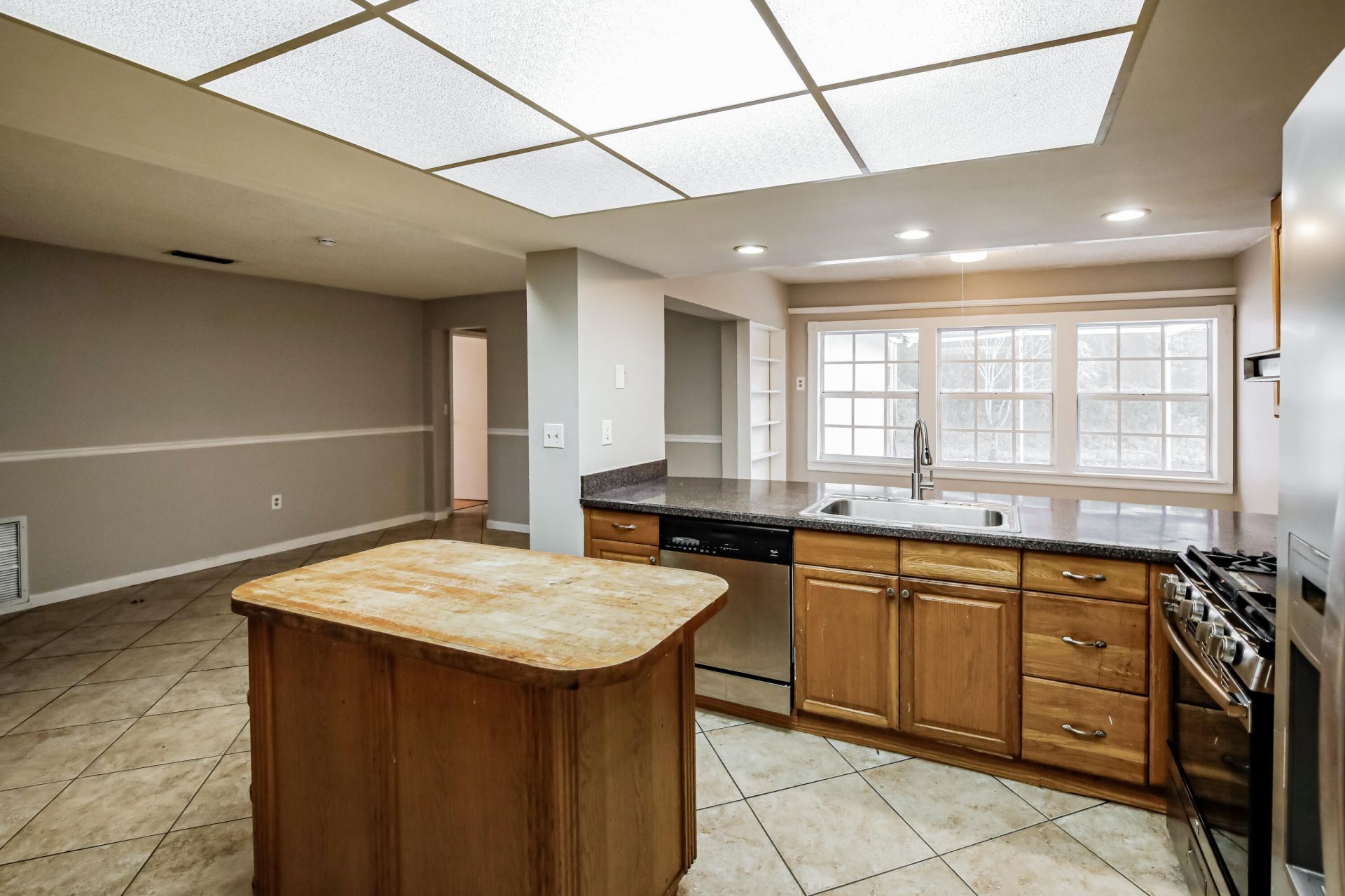 8460 Southampton Drive, Miramar, FL 33025 Photo