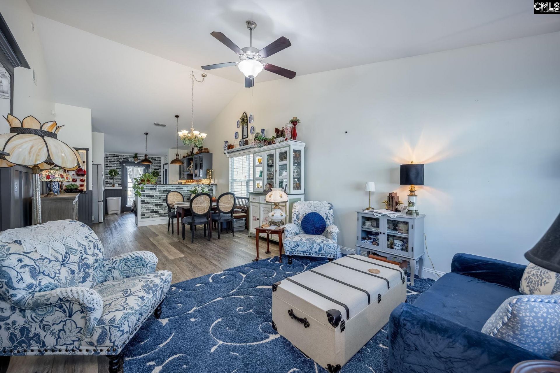 542 Dawsons Park Way Photo 10