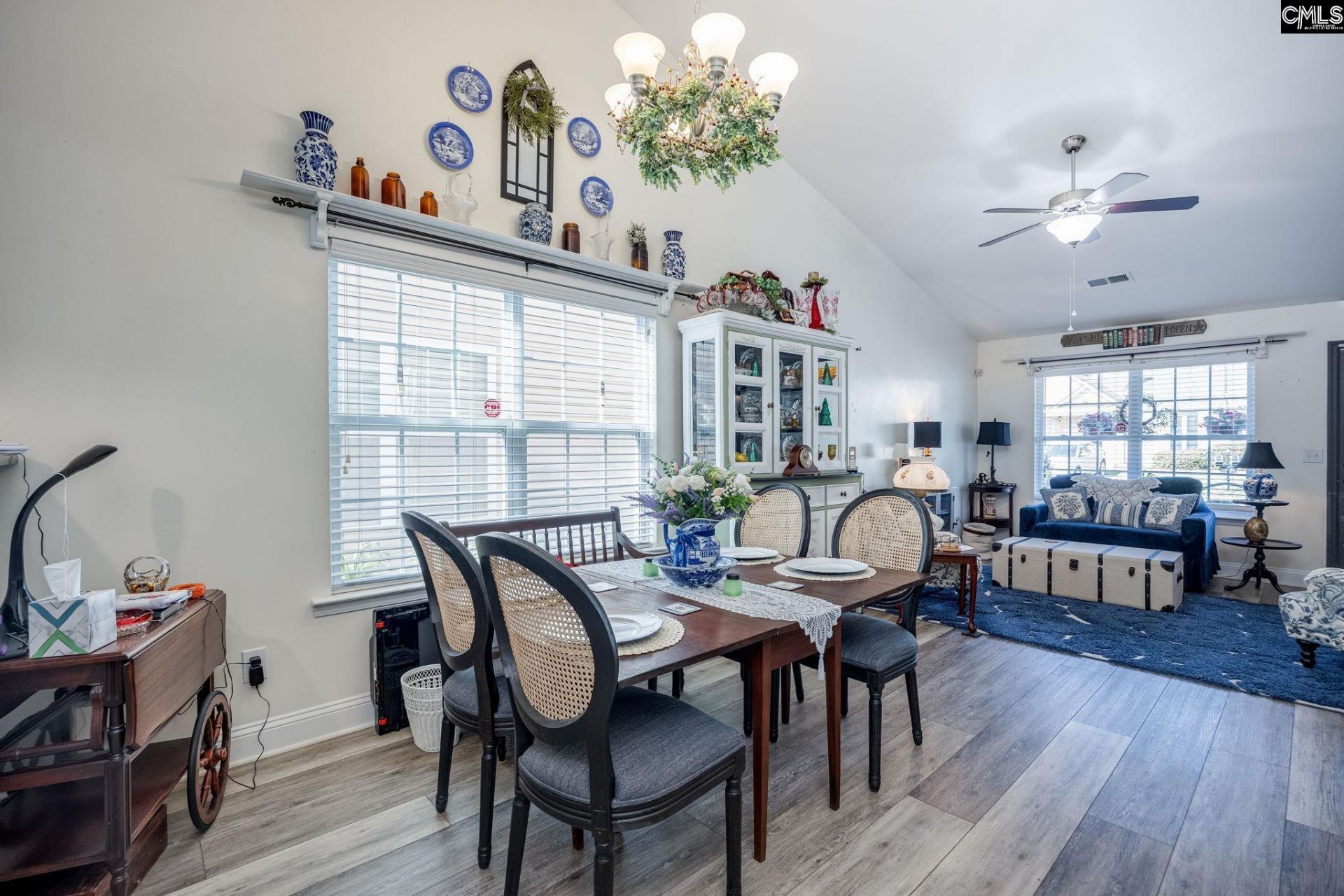 542 Dawsons Park Way Photo 13