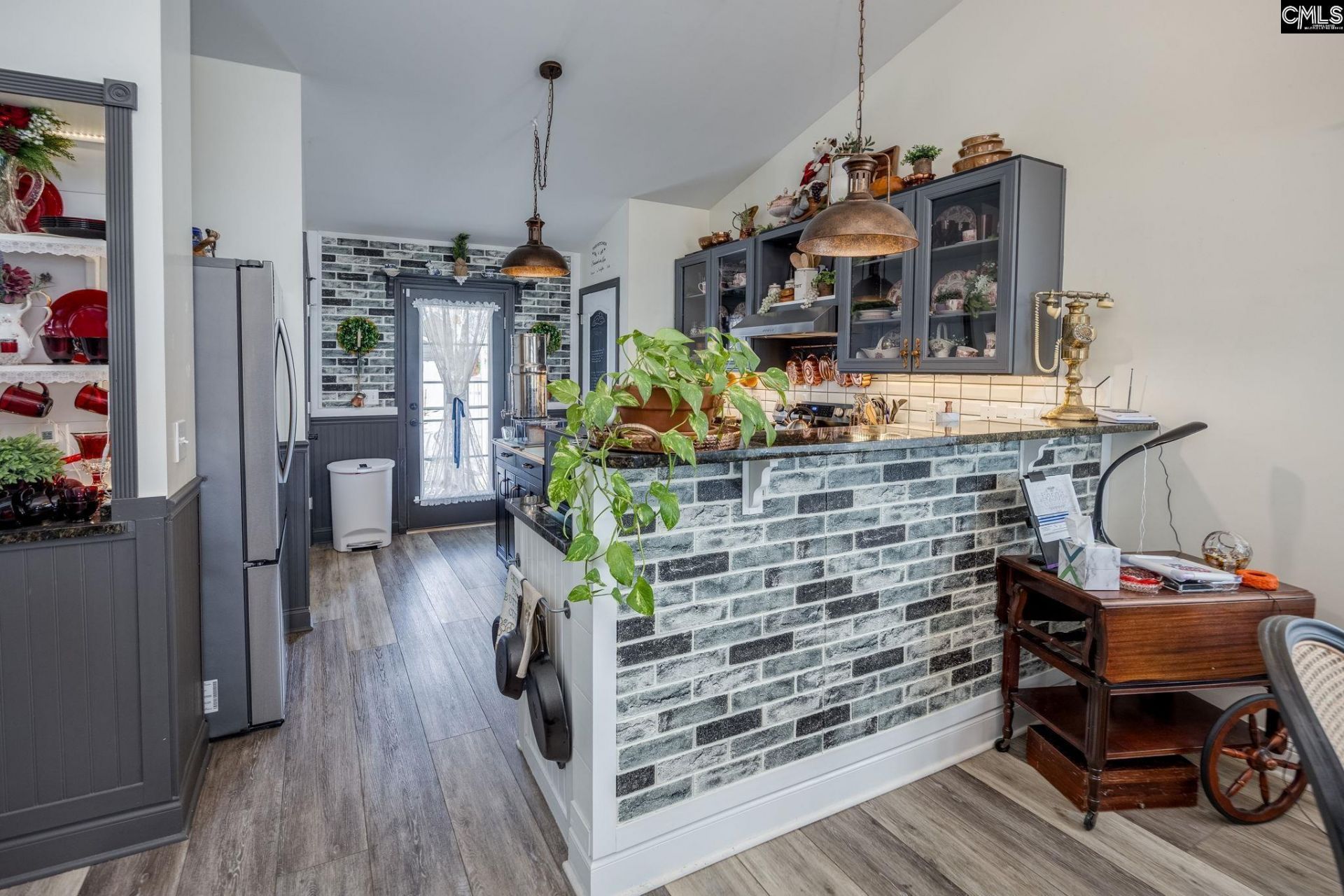 542 Dawsons Park Way Photo 15