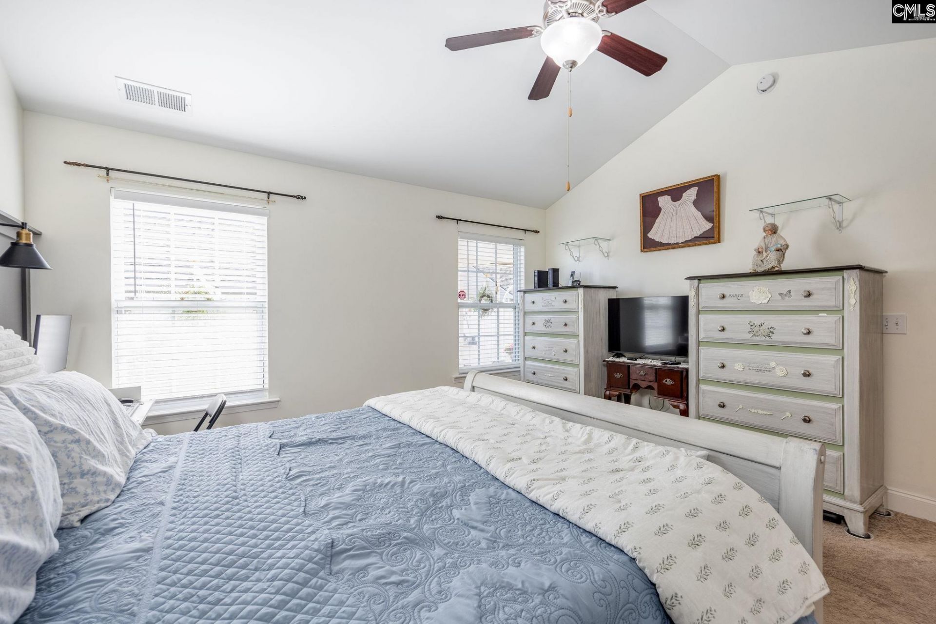 542 Dawsons Park Way Photo 23