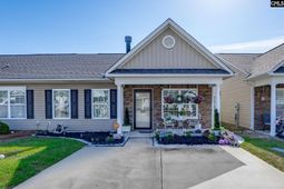 542 Dawsons Park Way photo 4