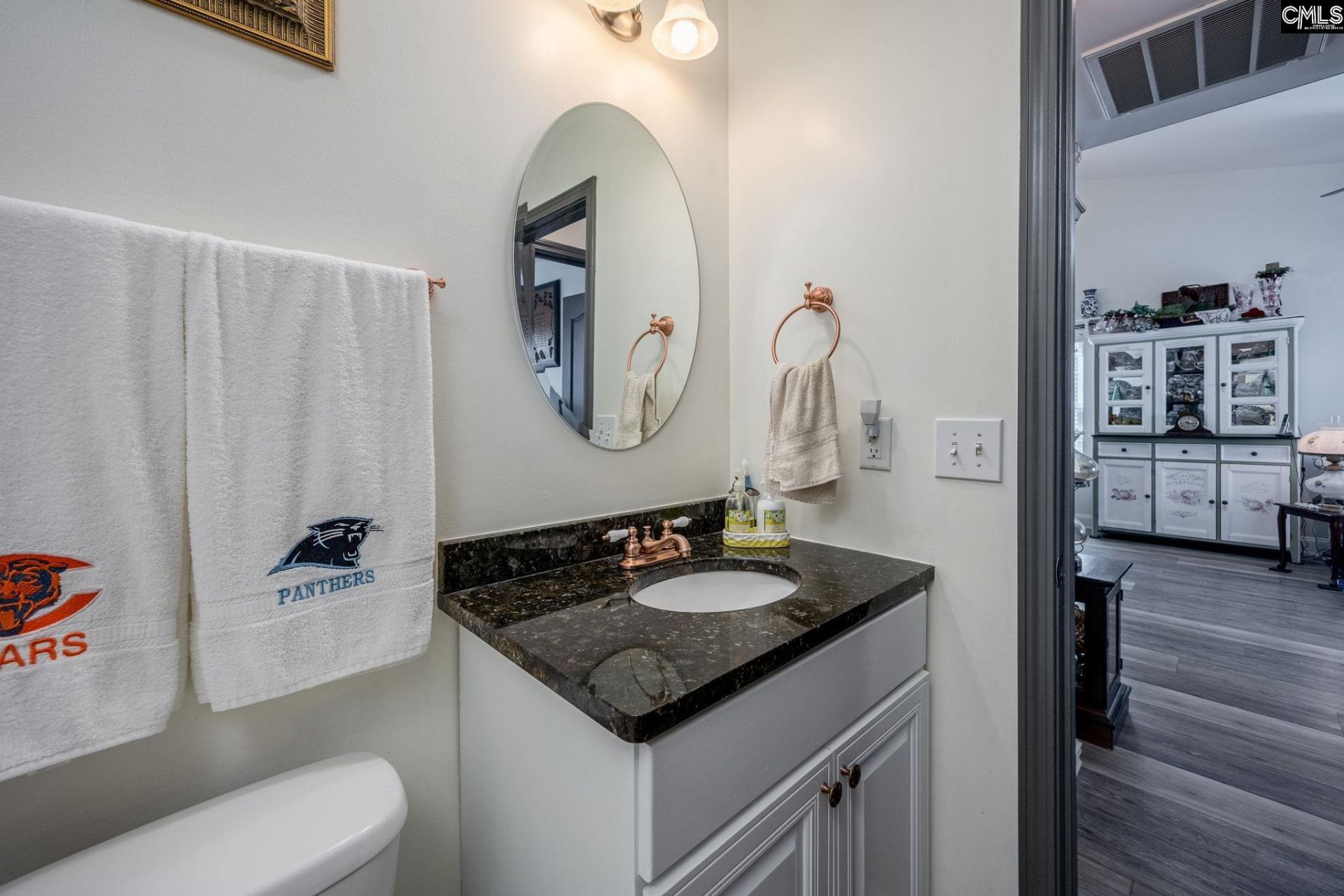 542 Dawsons Park Way Photo 32