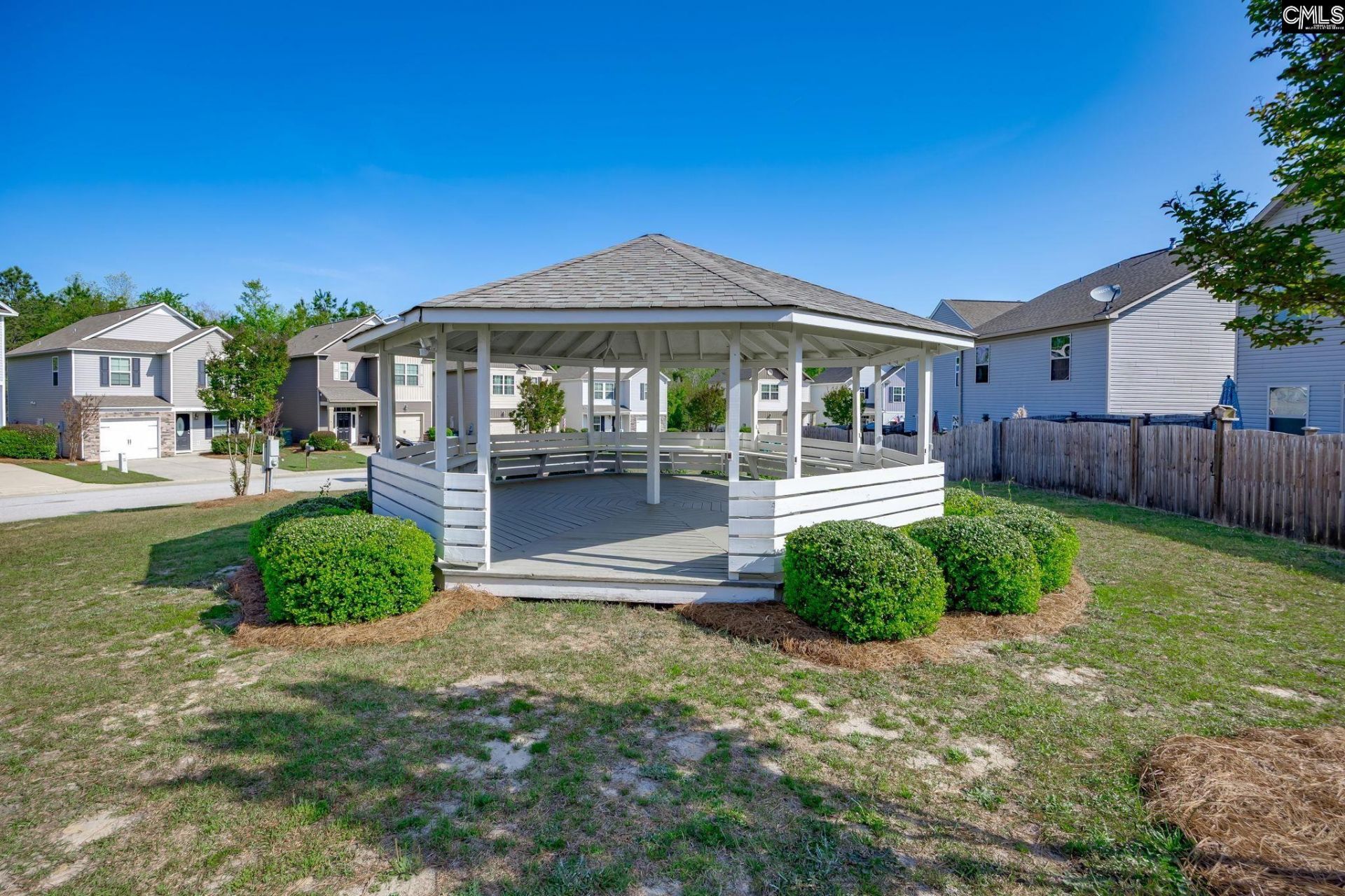 542 Dawsons Park Way Photo 44